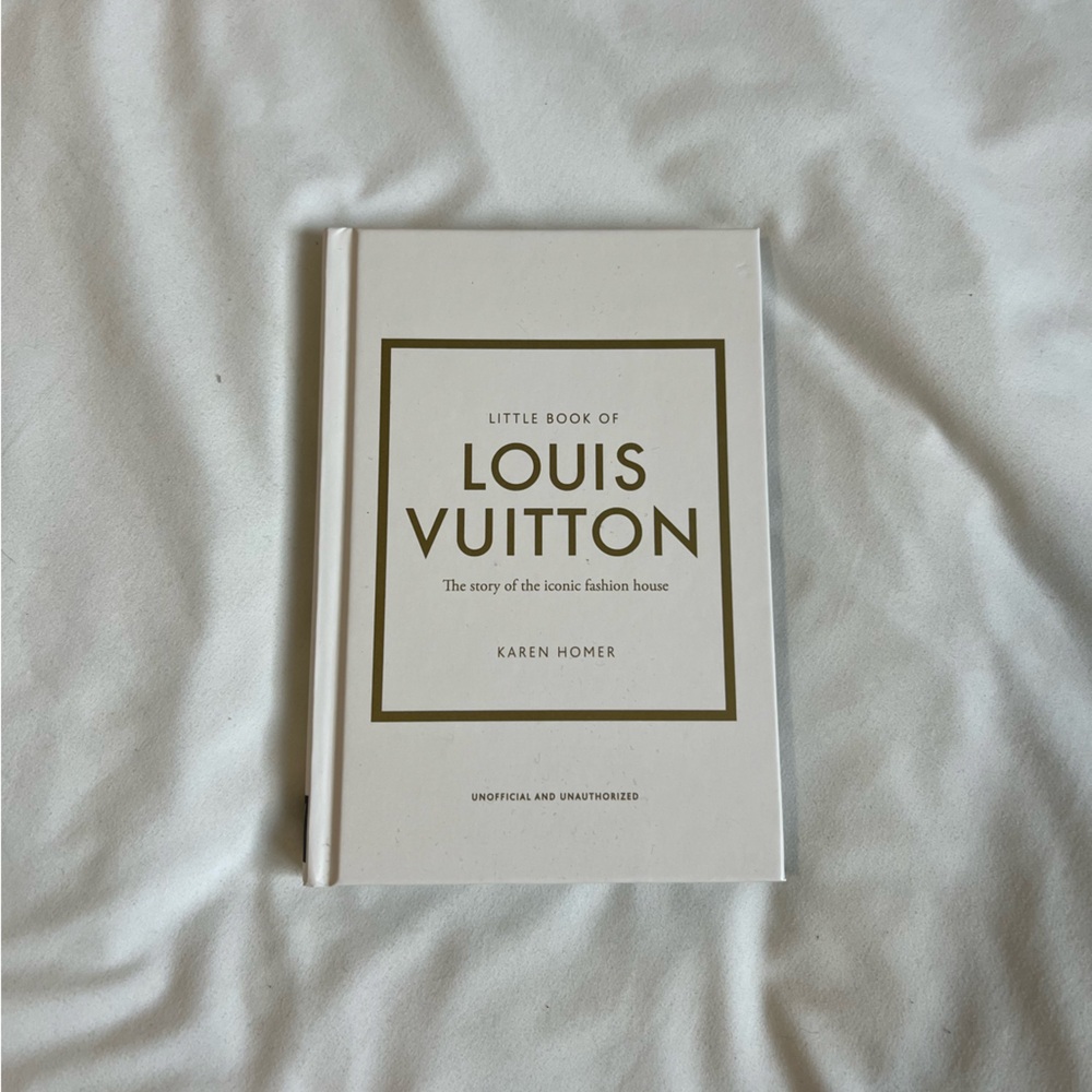 Louis Vuitton Fashion Book